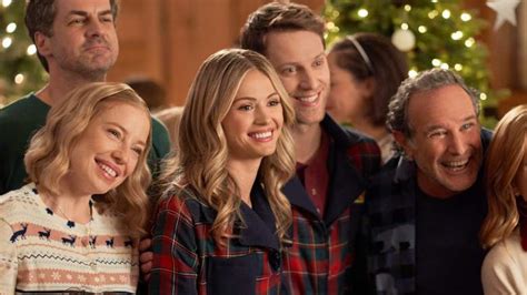 Review: Christmas by Design .